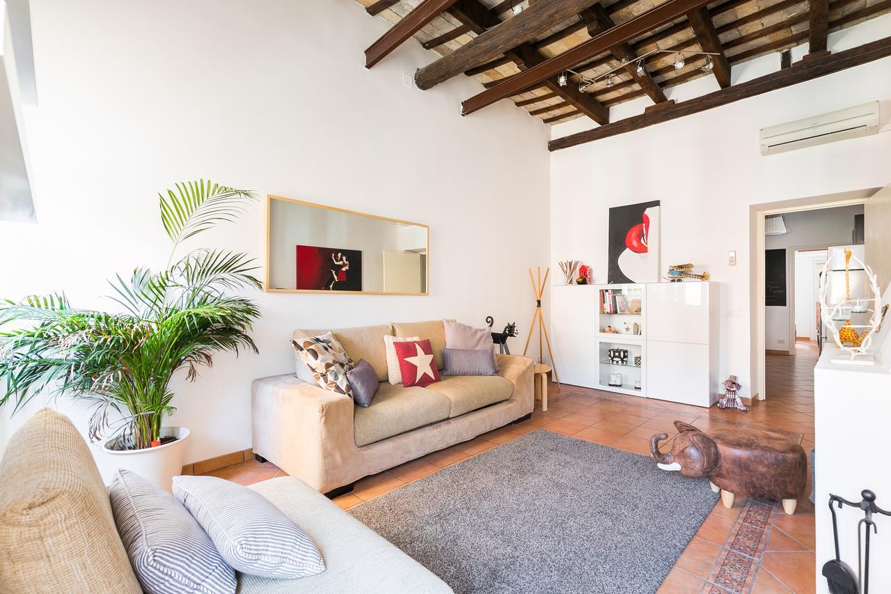 Pangsapuri 67 m² dengan 1 bilik tidur dan 1 bilik mandi peribadi di Trastevere Rome Luaran gambar