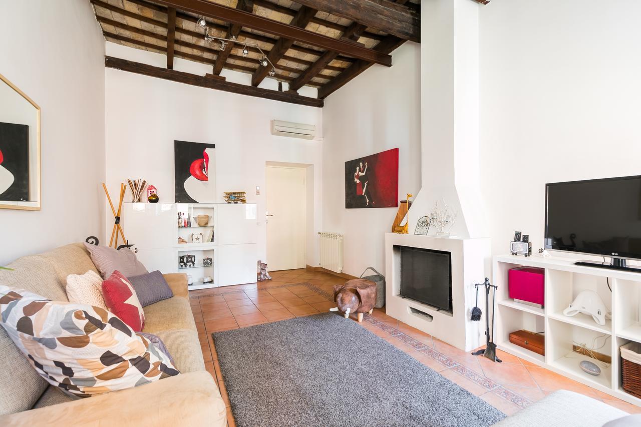 Pangsapuri 67 m² dengan 1 bilik tidur dan 1 bilik mandi peribadi di Trastevere Rome Luaran gambar