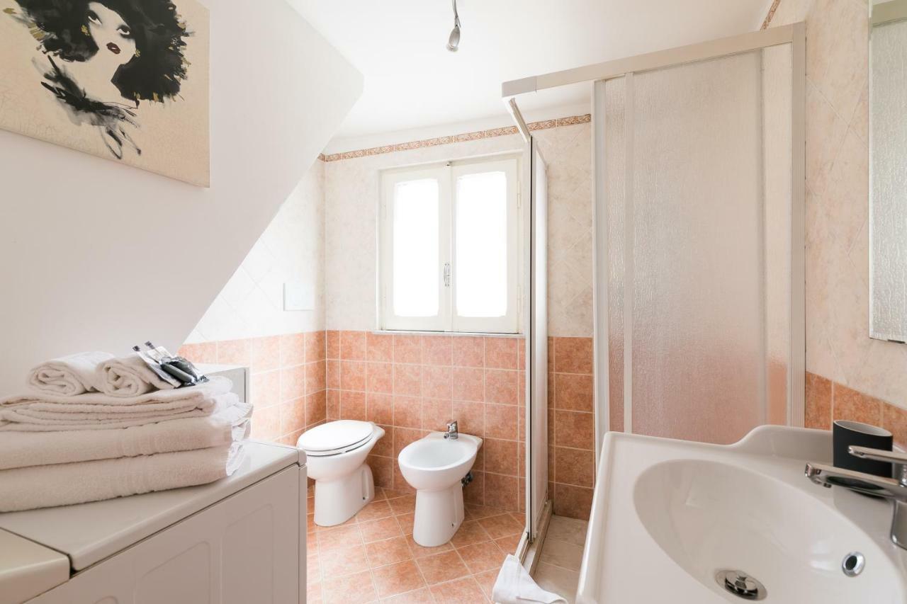 Pangsapuri 67 m² dengan 1 bilik tidur dan 1 bilik mandi peribadi di Trastevere Rome Luaran gambar